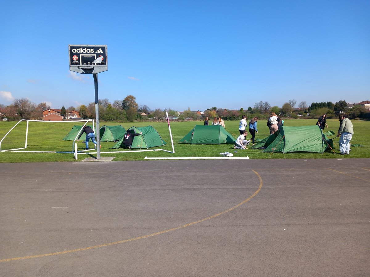 Dedication to D of E coming in over their holidays to complete essential skills for expeditions ...well done to all 50 of you and big thanks to <a href="/ASCC_PArts/">ASCCPAMusic</a> and <a href="/ASCCArtDept/">All Saints Art</a> for helping. <a href="/DofEGMTeam/">Greater Manchester DofE</a> <a href="/pamsleigh1/">Pam@DofE</a>