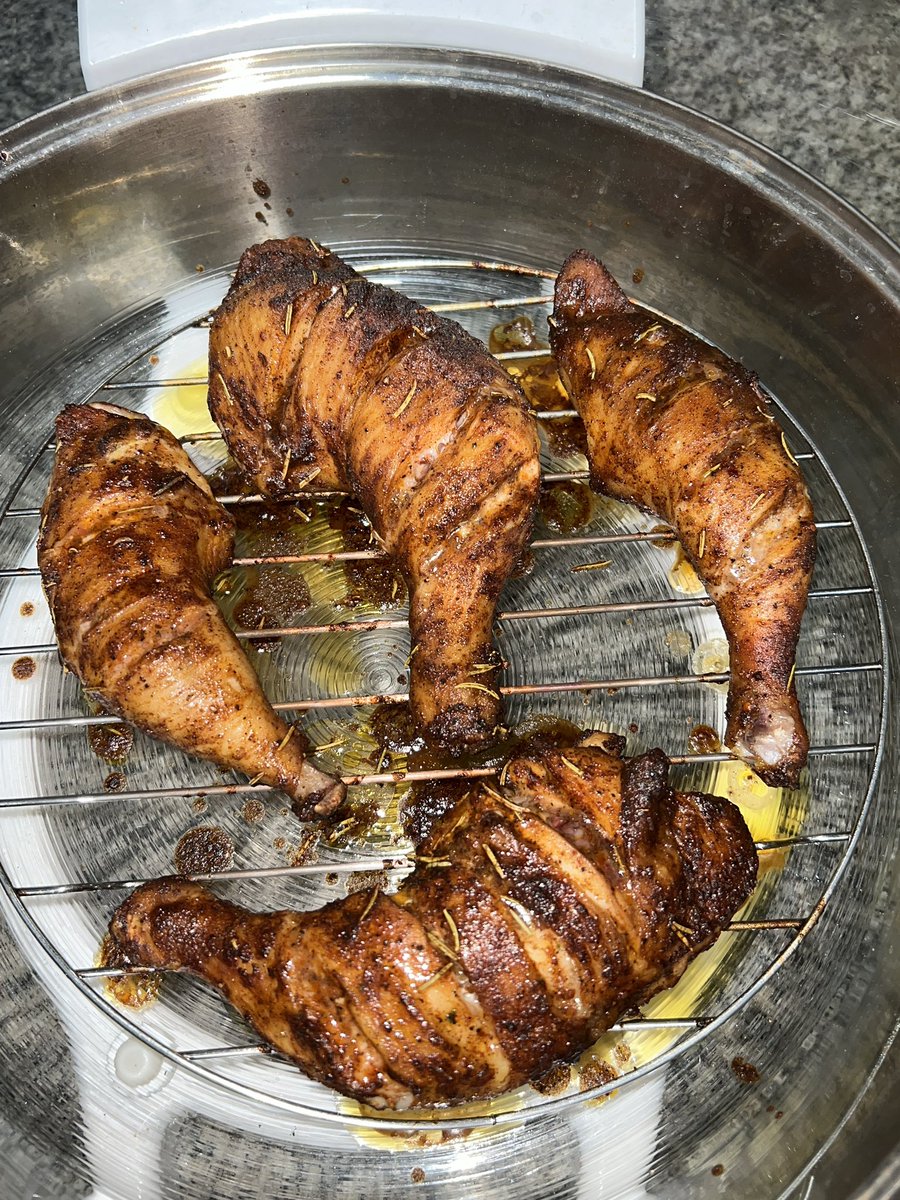 Mungoes1's tweet photo. Dinner :D 😋 https://t.co/OhWZTkGpfy