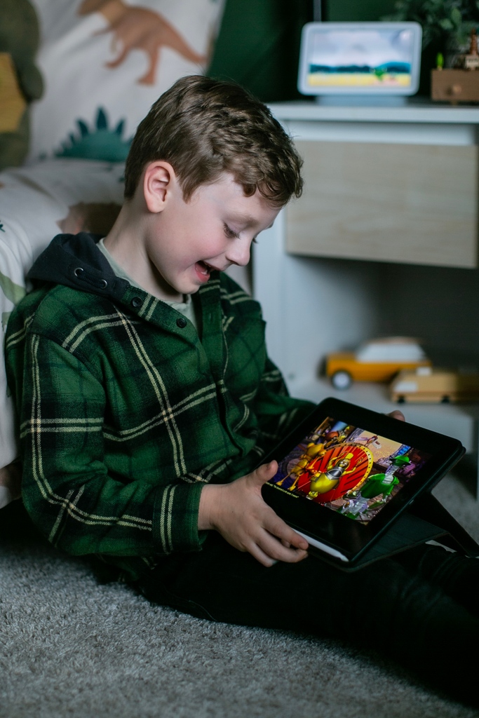 RobotsMarsBooks's tweet photo. Blasting off to Mars has never been this much fun! 🚀🔴🪐

We love seeing your kids enjoy our ebooks! Thank you @astoldbymama for sharing these shots with us! https://t.co/Chw6ZXutPi