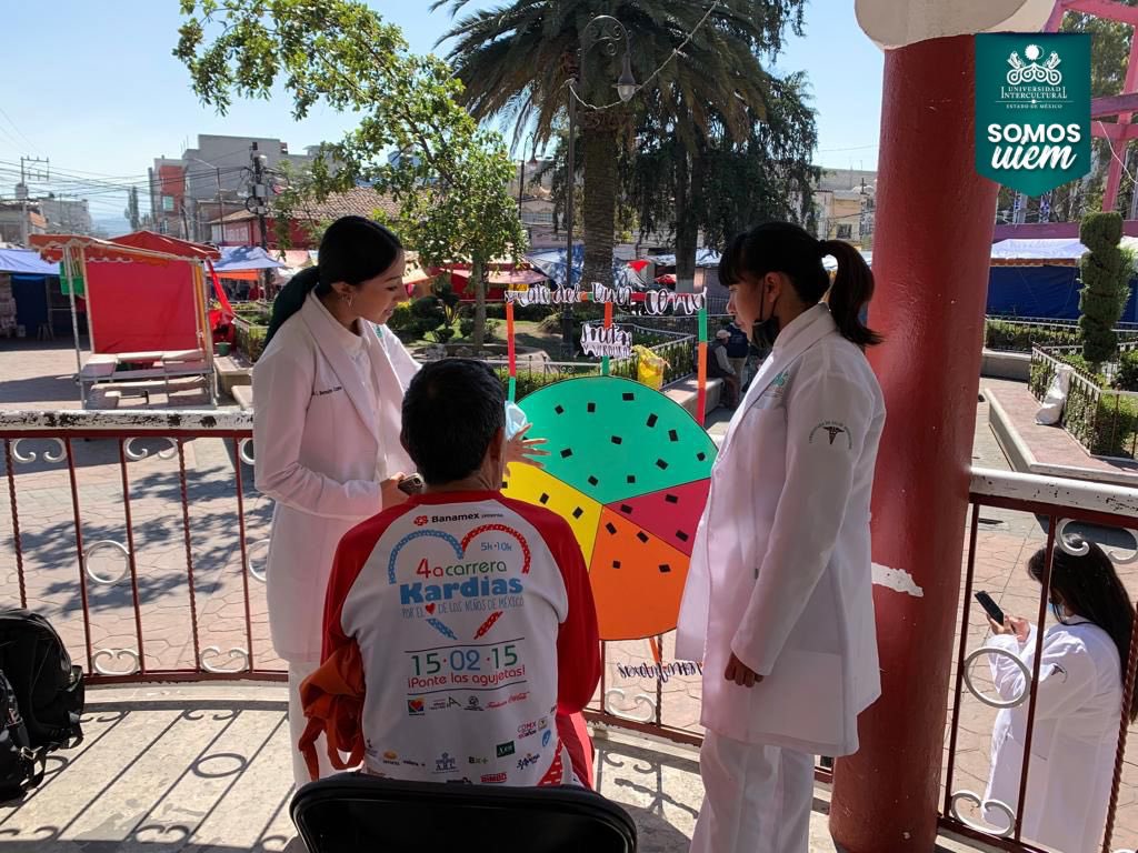 UIEMOficial's tweet image. ✨Estudiantes de la Licenciatura en #SaludIntercultural, plantel Xonacatlán, realizaron la campaña de prevención de enfermedades crónicas no transmisibles, en la explanada del municipio. #OrgulloUIEM 💚
#FelizMartes