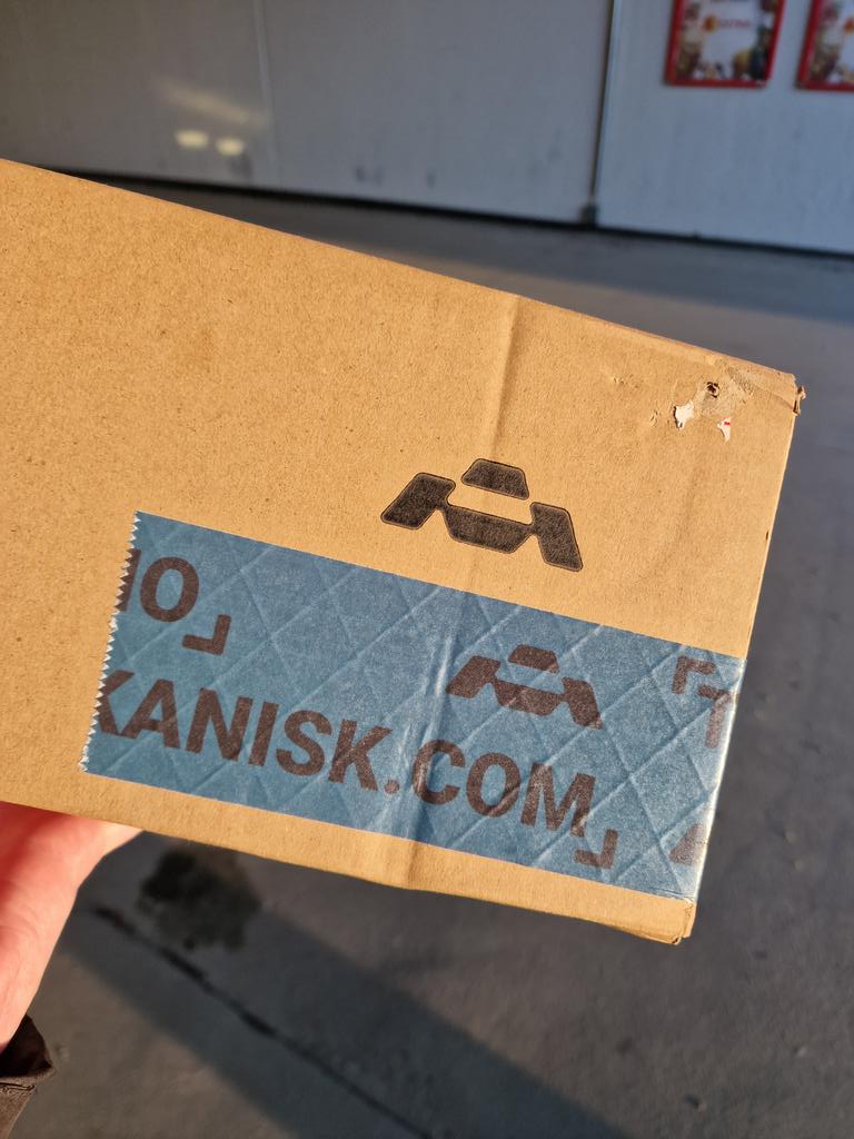 Arrived safe and sound, cheers <a href="/MekaniskCo/">Mekanisk Keyboards</a> ✊
