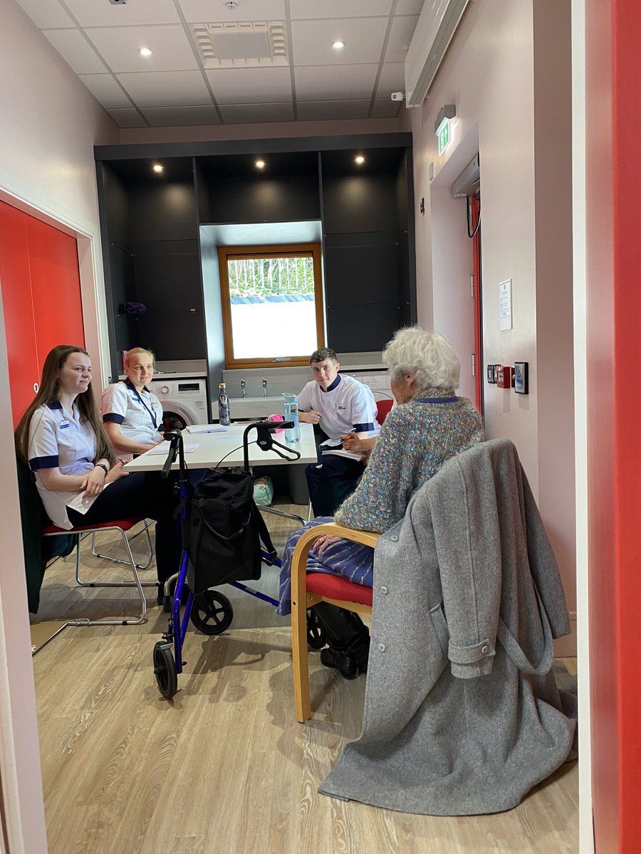 jeandaly55's tweet photo. Our second year occupational therapy students learning about rare disease today through #StandardisedAssessment at the @HealthNWRC #DIALCentre @NI_RDP @sduguez_lab https://t.co/Pz07psp3pq