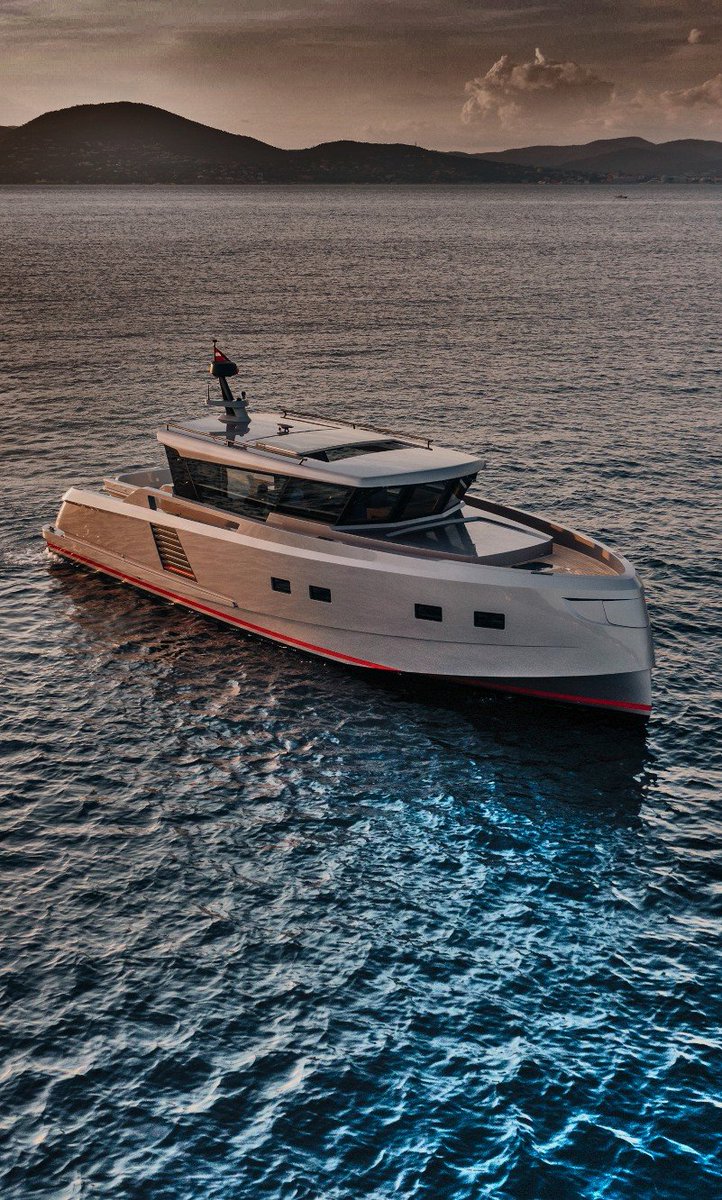 adv_yachts's tweet photo. GY48 - Your Own Signature in The World of Motoryachting.
Link 🔗 in BIO.

#glacieryachts #cabincruiser #boatinglife #motoryachts #boats #lürssen #yachting #motoryacht #dubai #superyacht #luxurycars #miami #lurssenyachts #maldives #megayacht #boatinternational #feadship #tender https://t.co/Ccxnd9JtT1
