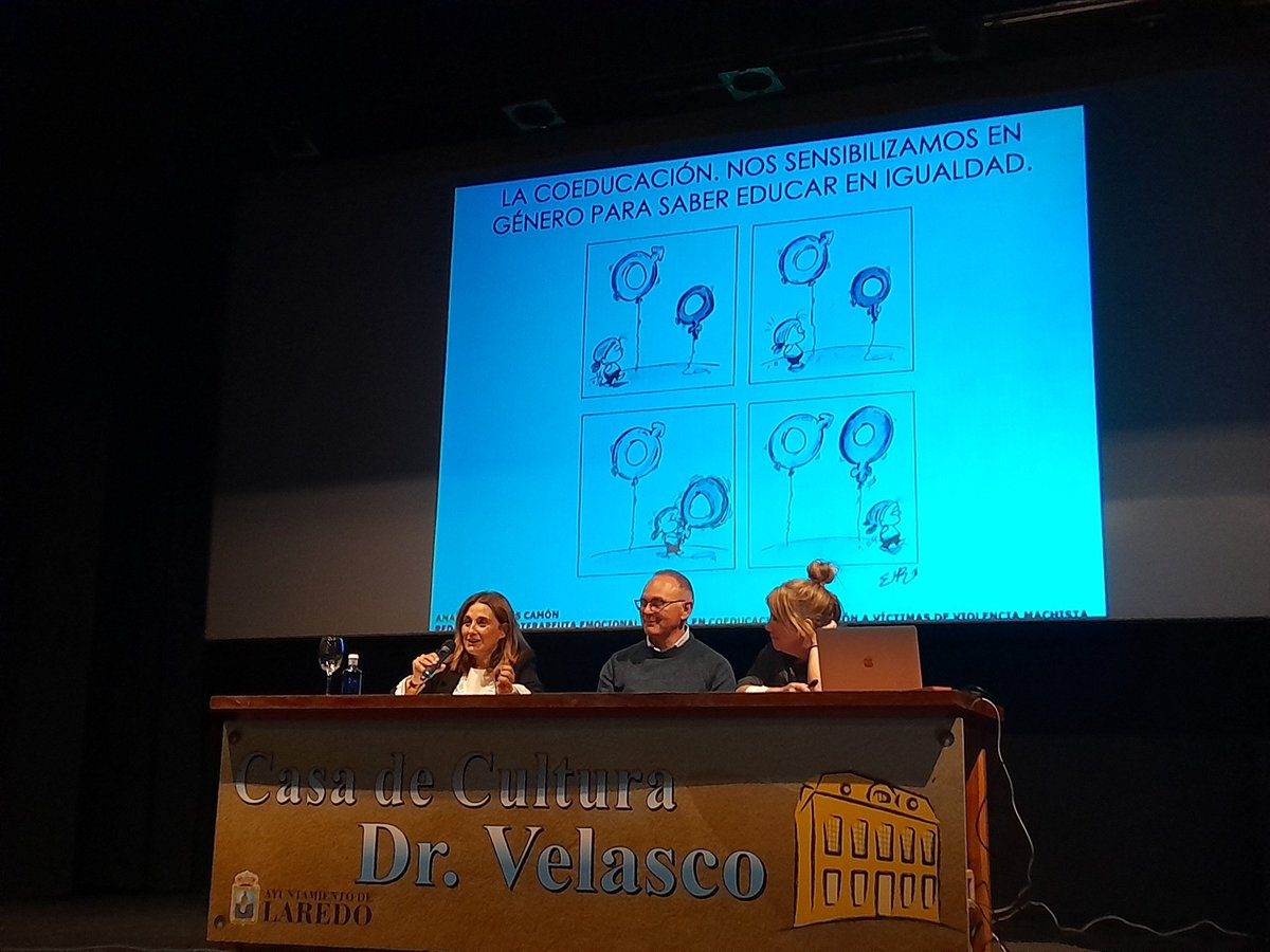 CEPAdeLaredo's tweet photo. Comienza la ponencia "Pedagogía en #Igualdad" con experta en prevención de violencia machista Ana Magallanes https://t.co/T8Af9hut8P