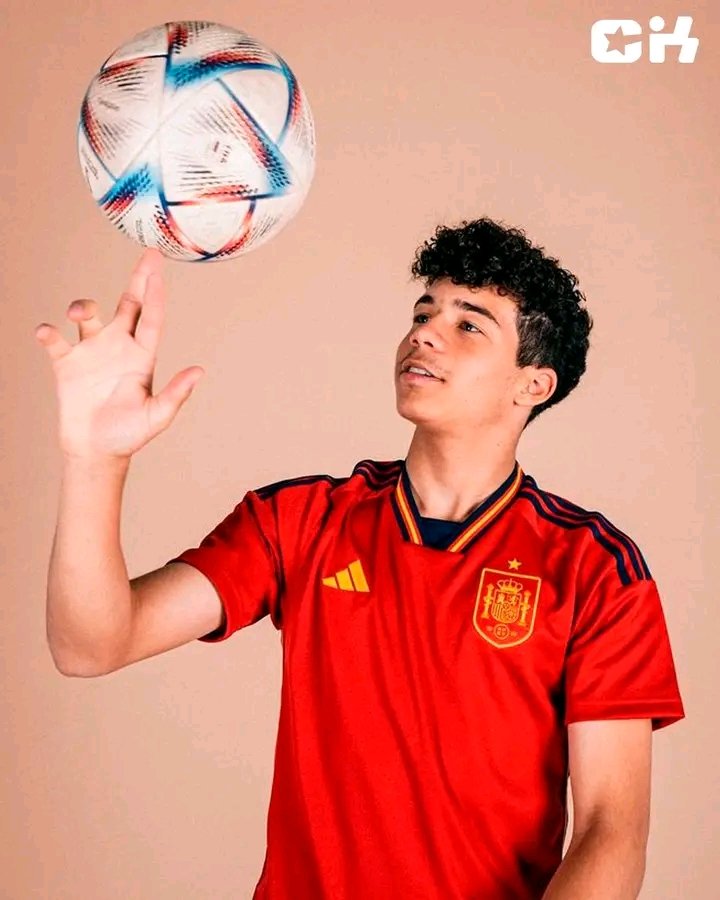 #RevoluciónÉtica ¡España convocó a Enzo Alves! 🇪🇸📋 España convocó por primera vez a Enzo Alves Vieira (2009), hijo de Marcelo. El delantero forma parte de la lista de la Sub-15 para la Pinatar Arena Supercup, un torneo juvenil amistoso. @Iraeljesus3 @ApureHumana @Aolivero2002