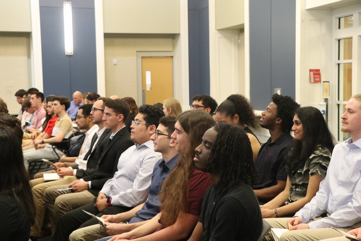 EngineeringTcnj's tweet photo. The first of many senior celebrations to come, #TCNJEngineering students and their families gathered last Friday for the Order of the Engineer induction ceremony. #TCNJ #seniors #engineers #OrderoftheEngineer https://t.co/dSAR5grZj2