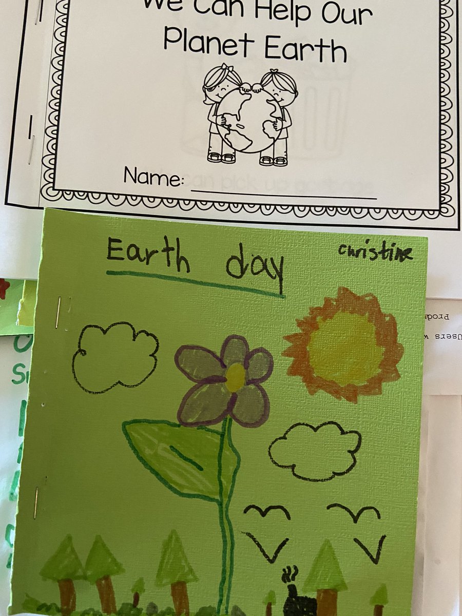 BPSHAWKS2's tweet photo. Grade 2 - Learning about Earth Day April 22 and everyday. 🌏🌲🌳❤️We also worked on making a Table of Contents. ✅#BPSHawks2
#BPSHawkslearn
#BPSHawksrock
#WeareCBE https://t.co/uTLr5CPGfn