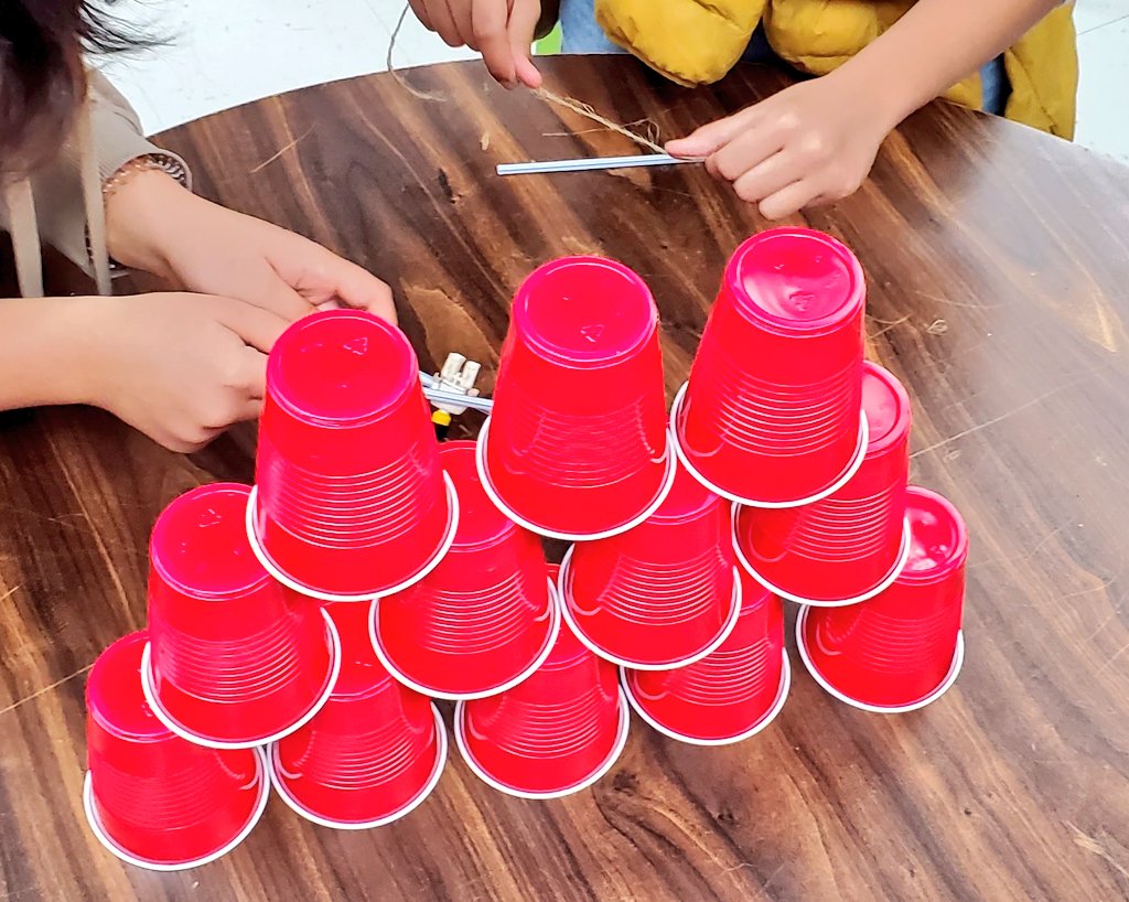DPCDSBpowerMEup's tweet photo. #stem red cup challenge #dpguidance #dppowermeup https://t.co/FtDBZbiaTg