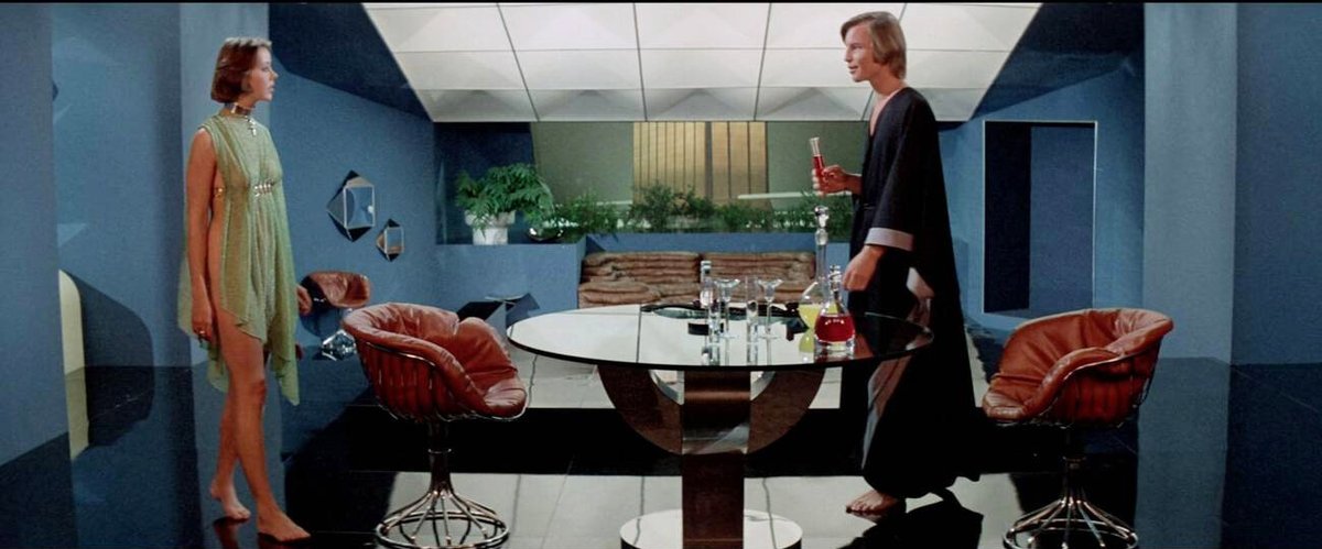 OnlyACartwright's tweet image. Logan&apos;s Run #JennyAgutter #MichaelYork