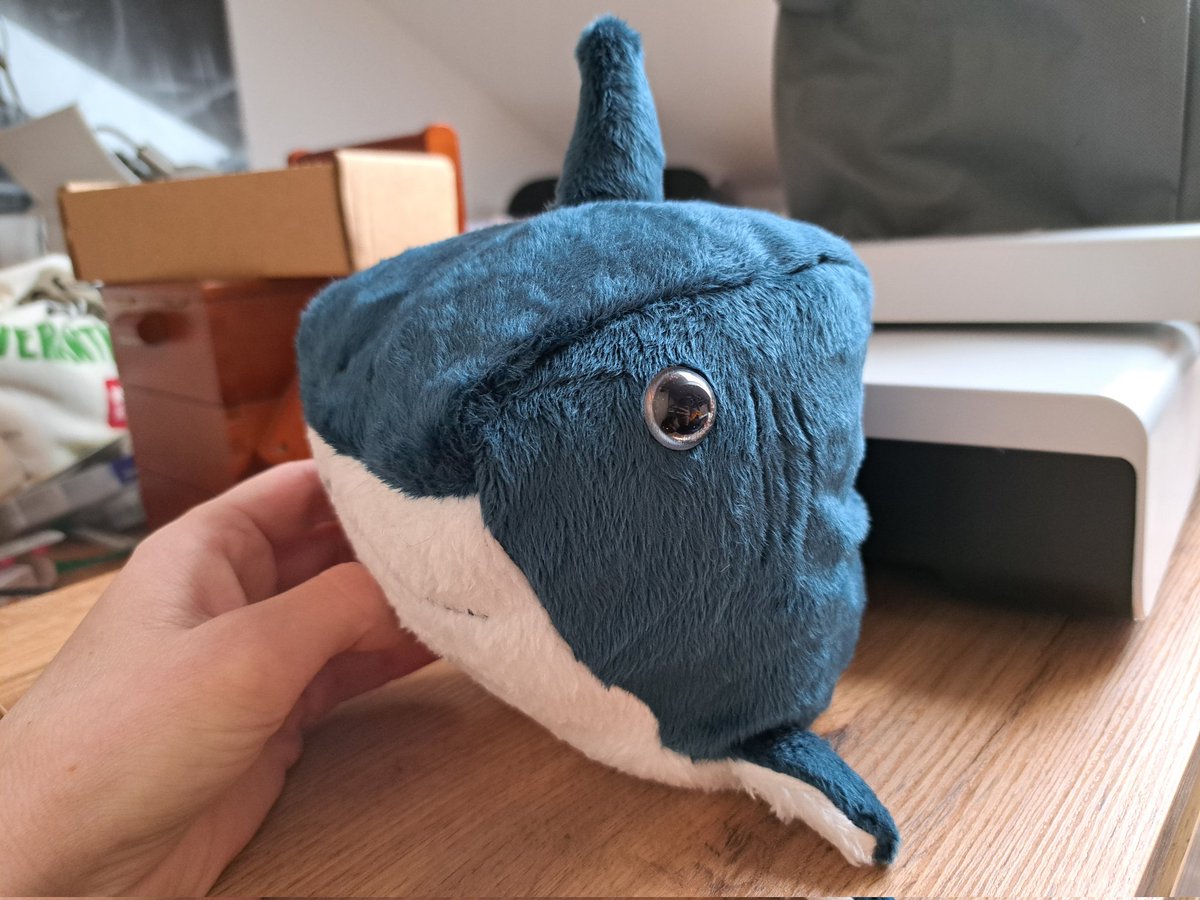 Knitting_Knight's tweet photo. Shark Orb (shorb) in small https://t.co/LltuEqA8SH