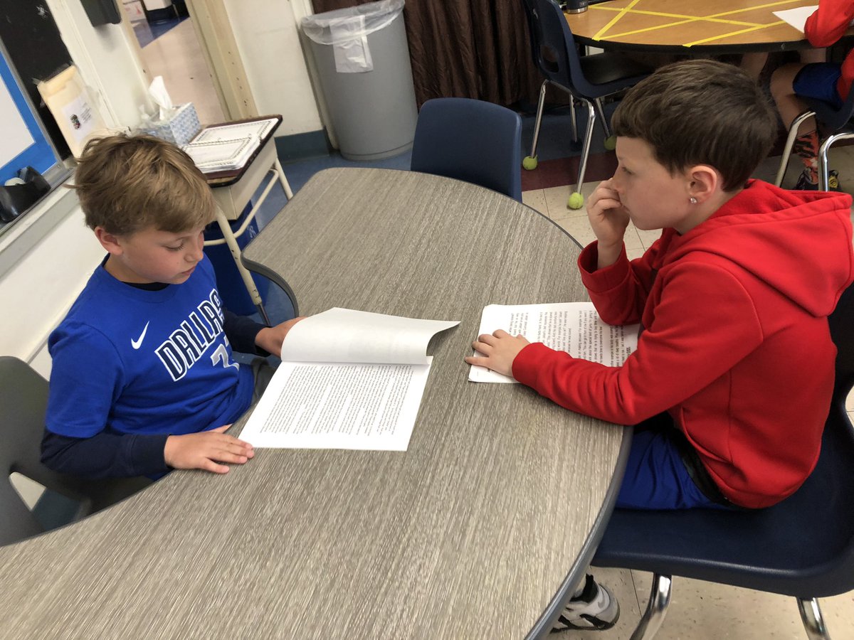 central4h's tweet photo. Yesterday 4H and 3R shared their literary essays! @HaddonSchools @CentralES1 @MissRegan3R #centralschoolpride https://t.co/TU9bA4QCM4