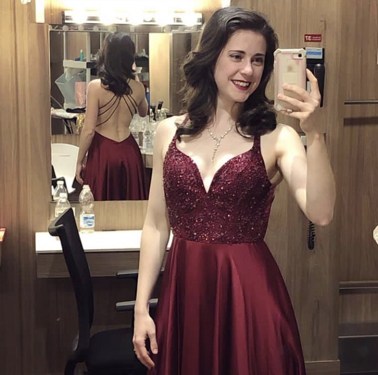 maryjessmusic's tweet photo. All ready for my first show on the beautiful Viking Sky!
Wearing one of my favourite gowns - this one is by @RachelAllan
#singer #femalevocalist #soprano #backlessdress #backlessgown #reddress #promdress #rachelallan https://t.co/1sXt81TH22