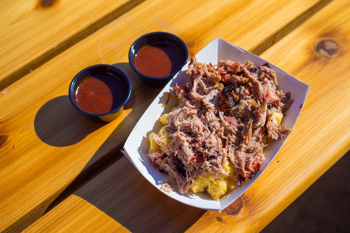 Try our delicious Katsu &amp; Korean Wok Spice Flavours on Pulled Meats, Curry &amp; Ready Meals. The original and authentic street food taste 🥘🍛🍜 

Message us to give them a try! 👌🏽 

#smyths #smythsingredients #smythsingredientsandflavours #flavours #herbs #spices #food #foodie