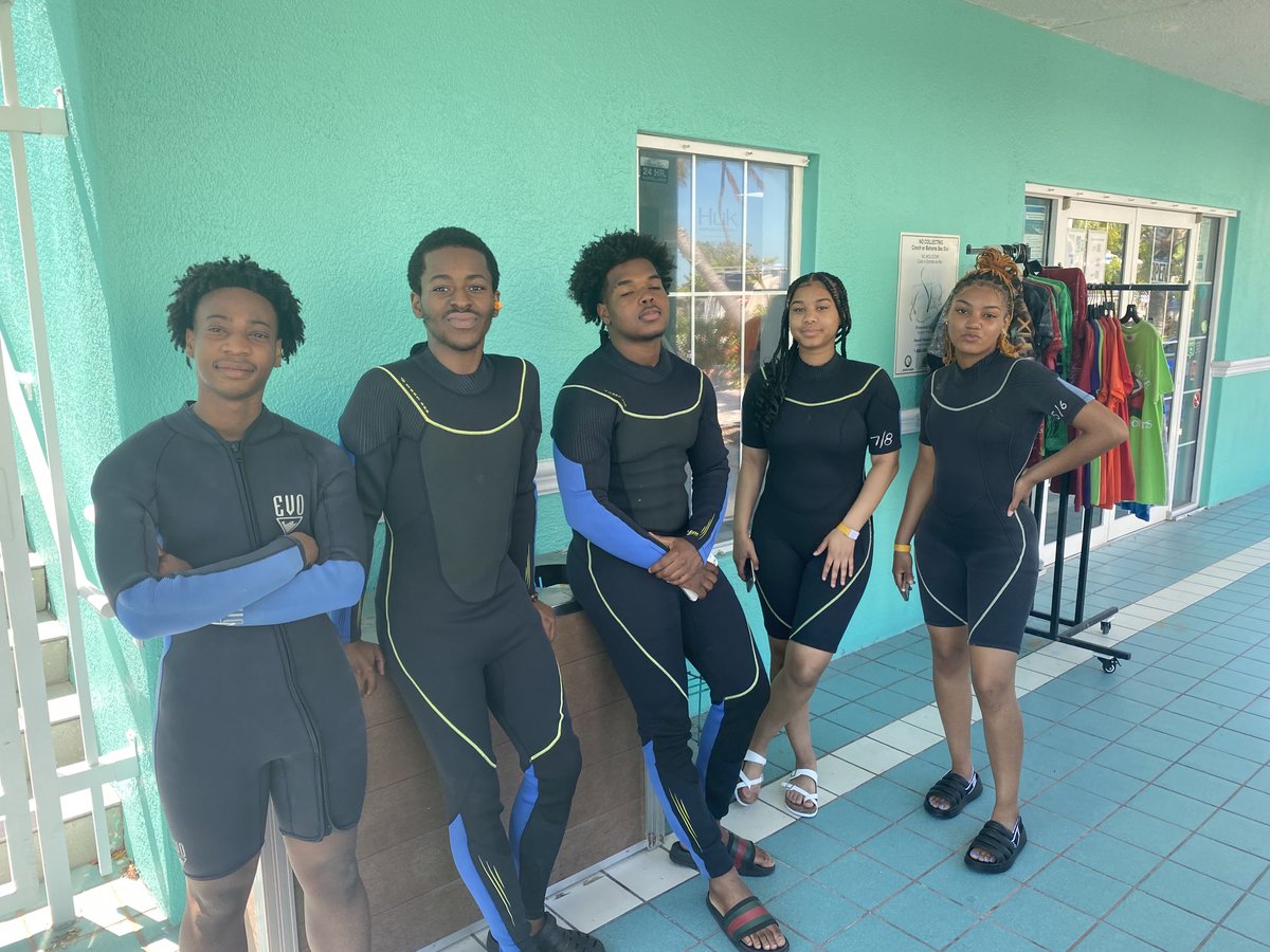 miriam kenyon (@mimikenyon) on Twitter photo .<a href="/dcpublicschools/">DC Public Schools</a> #DCPSDives getting fitted with wetsuits and planning the final open water dives to complete <a href="/PADI/">PADI</a> open water certs <a href="/DunbarHighDC/">Dunbar High School</a> <a href="/RooseveltHSDC/">Roosevelt HS DC</a> .<a href="/dcpublicschools/">DC Public Schools</a> #DCPSDives getting fitted with wetsuits and planning the final open water dives to complete <a href="/PADI/">PADI</a> open water certs <a href="/DunbarHighDC/">Dunbar High School</a> <a href="/RooseveltHSDC/">Roosevelt HS DC</a>