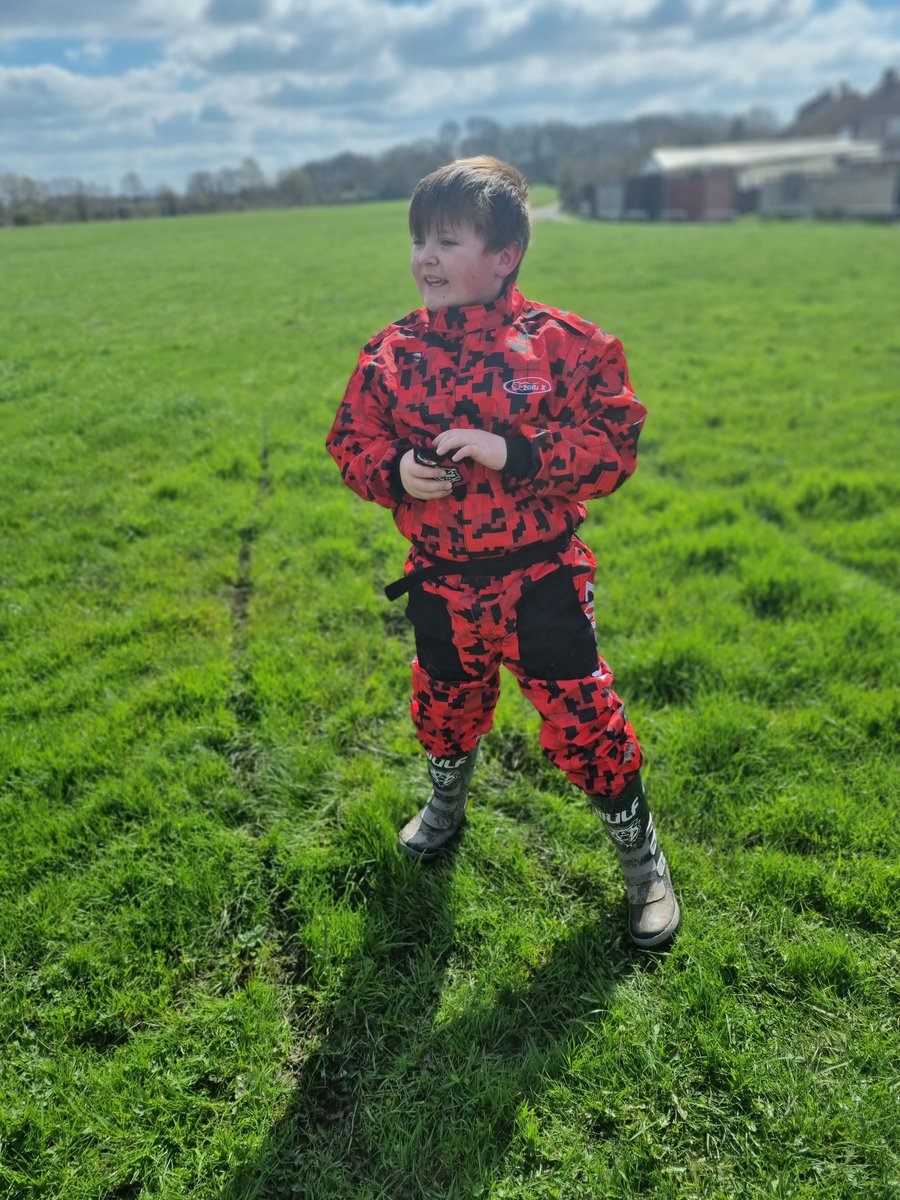ItsStaceyt94's tweet photo. K on his bike over the Easter holidays 💕 @LadywoodKH @class_chestnut https://t.co/1TEP86umYd