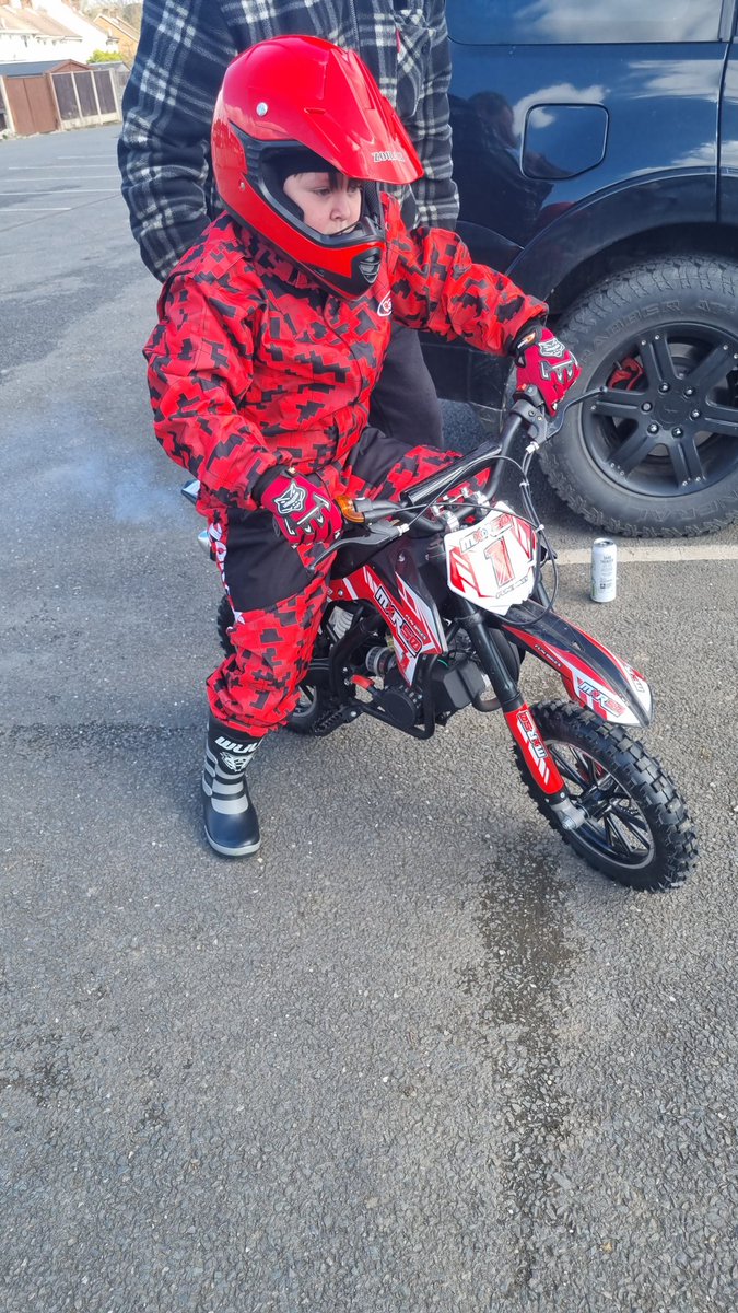 ItsStaceyt94's tweet photo. K on his bike over the Easter holidays 💕 @LadywoodKH @class_chestnut https://t.co/1TEP86umYd