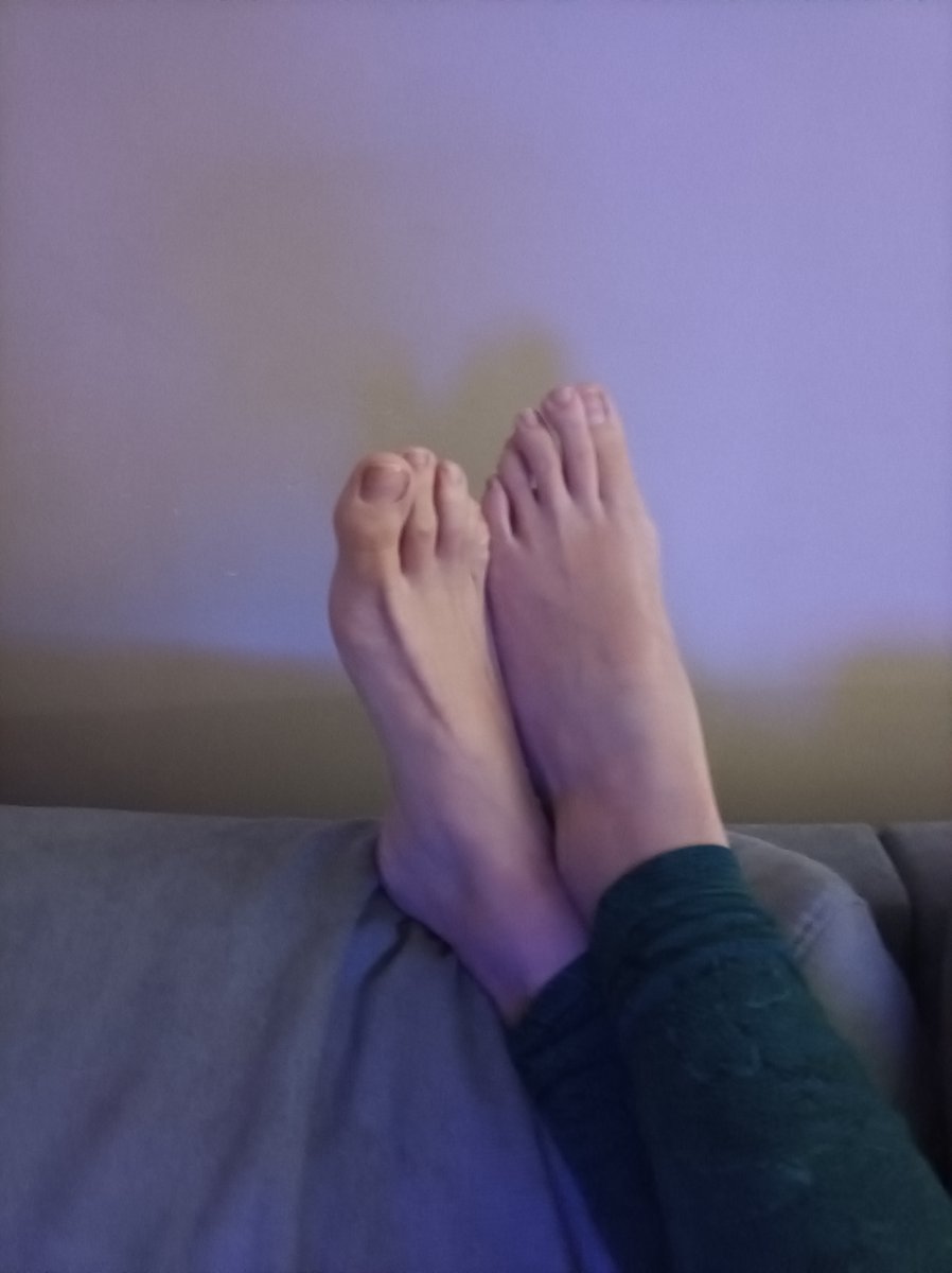 Aryaonf's tweet photo. #feetfethish #feetfinder #feetpic #feet_lover #footpics #foot #feetworshi̇p #dedinhos #Pied #pieds #PiedsNus #pies #pie #PiesBonitos #PiesFemeninos #piesdemujer 
https://t.co/pld45DRdBr https://t.co/Snhd6fpgOE