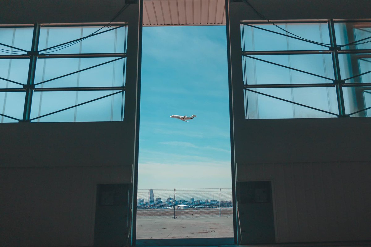 JetLinxAviation's tweet photo. Our friends at @RoncoOmaha recently shared an update on the new Jet Linx Omaha private terminal. Opening later this year, the terminal will offer 70,000 sq. ft. of space for Jet Linx Members & Aircraft Owners to unwind during their travels. #TakeFlightTuesday #JetLinxOmaha https://t.co/0JLvUesneA