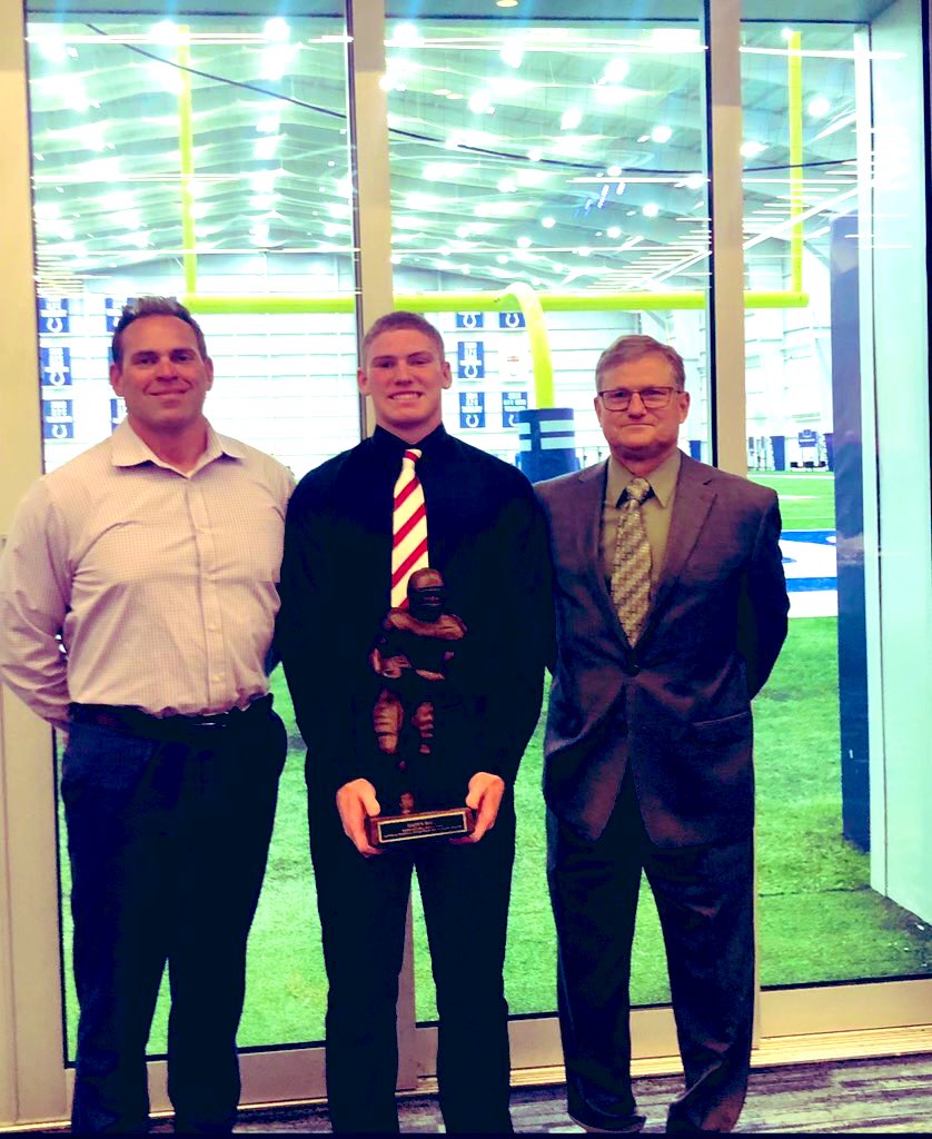 TCTigerFB4Life's tweet image. Congrats to @BallHadyn on being honored by the @NFFNetwork ON Sunday at the @Colts complex. The @WabashFB is getting another great TC Student athlete from TC! Father &amp;amp; Coach Mike Ball, who was former Little Giant footballer is to his right! @TCTIGERS @MarcusAdams_51