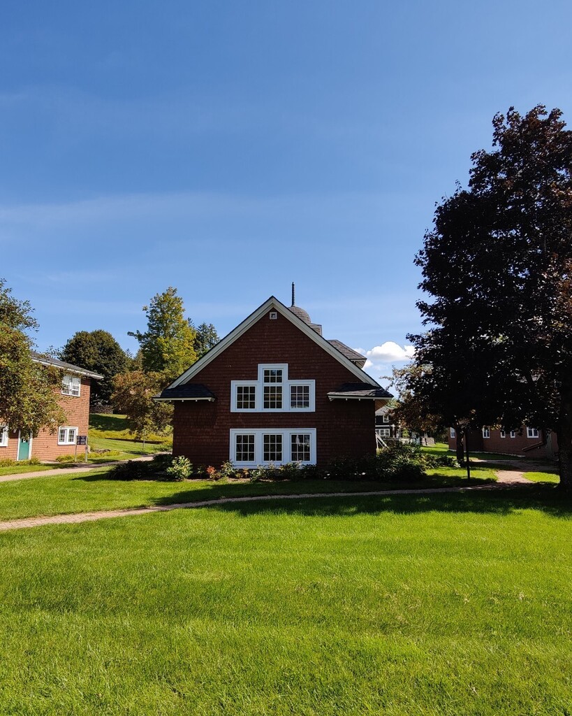 goddardcollege's tweet photo. Bring it on, spring; we're ready for the sunshine!
#GoddardCollege #progressiveschool #smallschoolbigimpact #individualizededucation #newenglandschool https://t.co/3YSX60cuY3