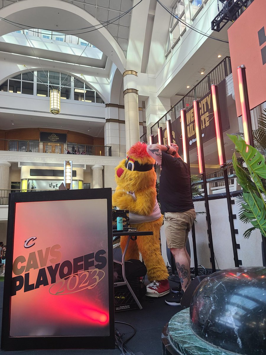ChargePozzie's tweet photo. GAME 2! Make sure to stop at the Pregame Tailgate at Tower City Center!

#ChargeUp https://t.co/XUO3lrwaKt