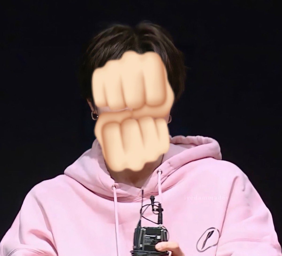Pakmood1's tweet photo. ตะตุ๋ง เยมเยมมาแน้วกั๊บ ✋🏻🌷🩵
#BANGYEDAM https://t.co/JsmLlYSIlW