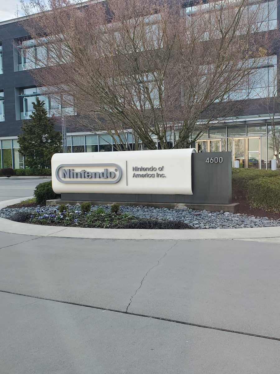 MouraBros's tweet photo. Spring In Seattle
I couldn't come out to the west coast without seeing Nintendo of America headquarters with my own eyes. I won't lie...I was a little giddy on my ride out to Redmond 😊
#springinseattle #Nintendo #nintendoofamerica #nintendoheadquarters #nintendofanboy https://t.co/BTV3hsKzYa