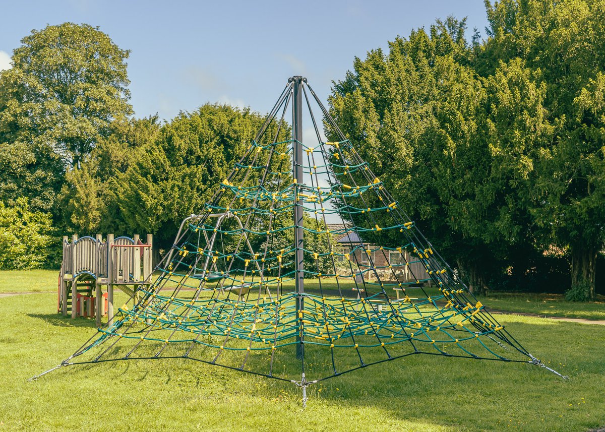 ESPPlayparks's tweet photo. Why choose ESP Play Parks?🤔

✅ We are the UK No1 choice for playground equipment

✅ FREE playground design service

✅ All of our products are manufactured in the UK

✅ Our equipment is EXPERT CRAFTED by our talented carpenters. 

#playground #natureplay #ukoutdoor #inclusive https://t.co/cxYXaUYTpE