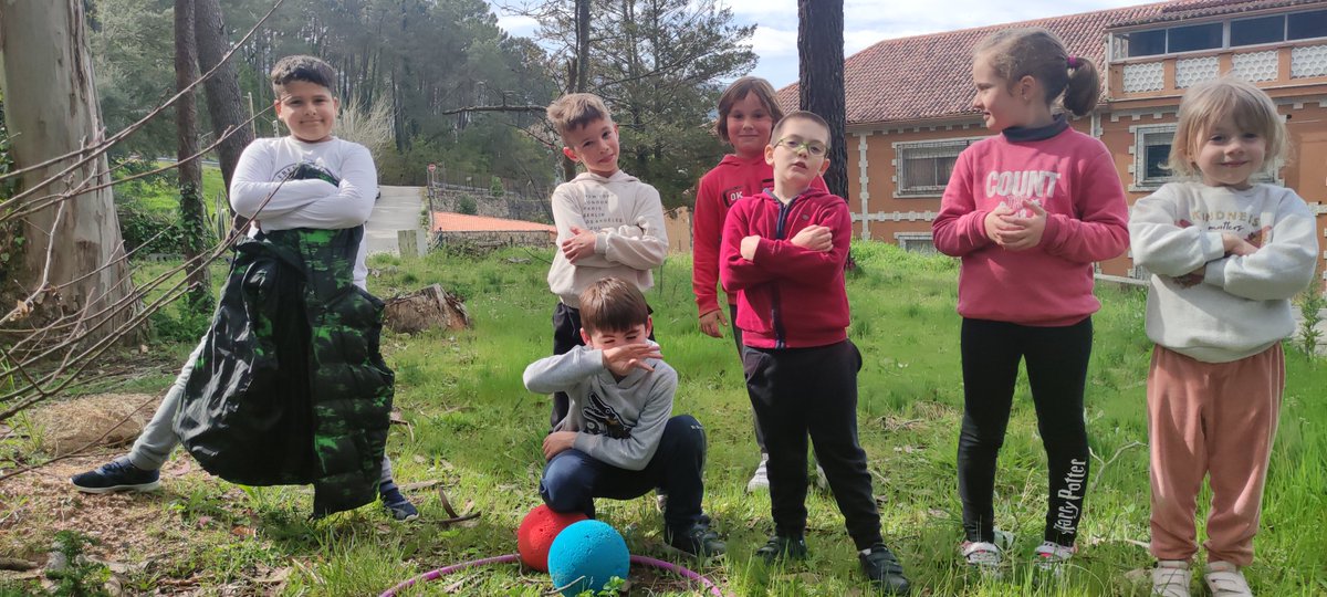 evdgalicia's tweet photo. Hace ya unos días que terminaron las actividades del Campamento de Semana Santa que organizamos en EVD Galicia en Crecente. Pero aún nos sale una sonrisa cuando nos acordamos de qué bien lo pasamos.

Os dejamos algunas imágenes del campamento.

#Crecente #actividadesquemolan https://t.co/BNJdMvtqfh