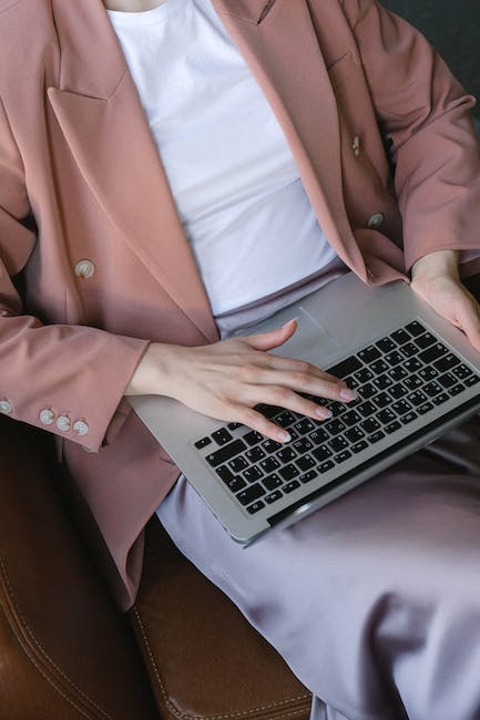 MailMarketingS1's tweet photo. FAQ:  How can I make customers read through my email?

Customers open emails they connect with and those, which sound relevant. So, the first thing you need to do is to understand your customer’s expectations and the things that matter to them the most. .
 #MailMarketing https://t.co/8zqUqqO4gB