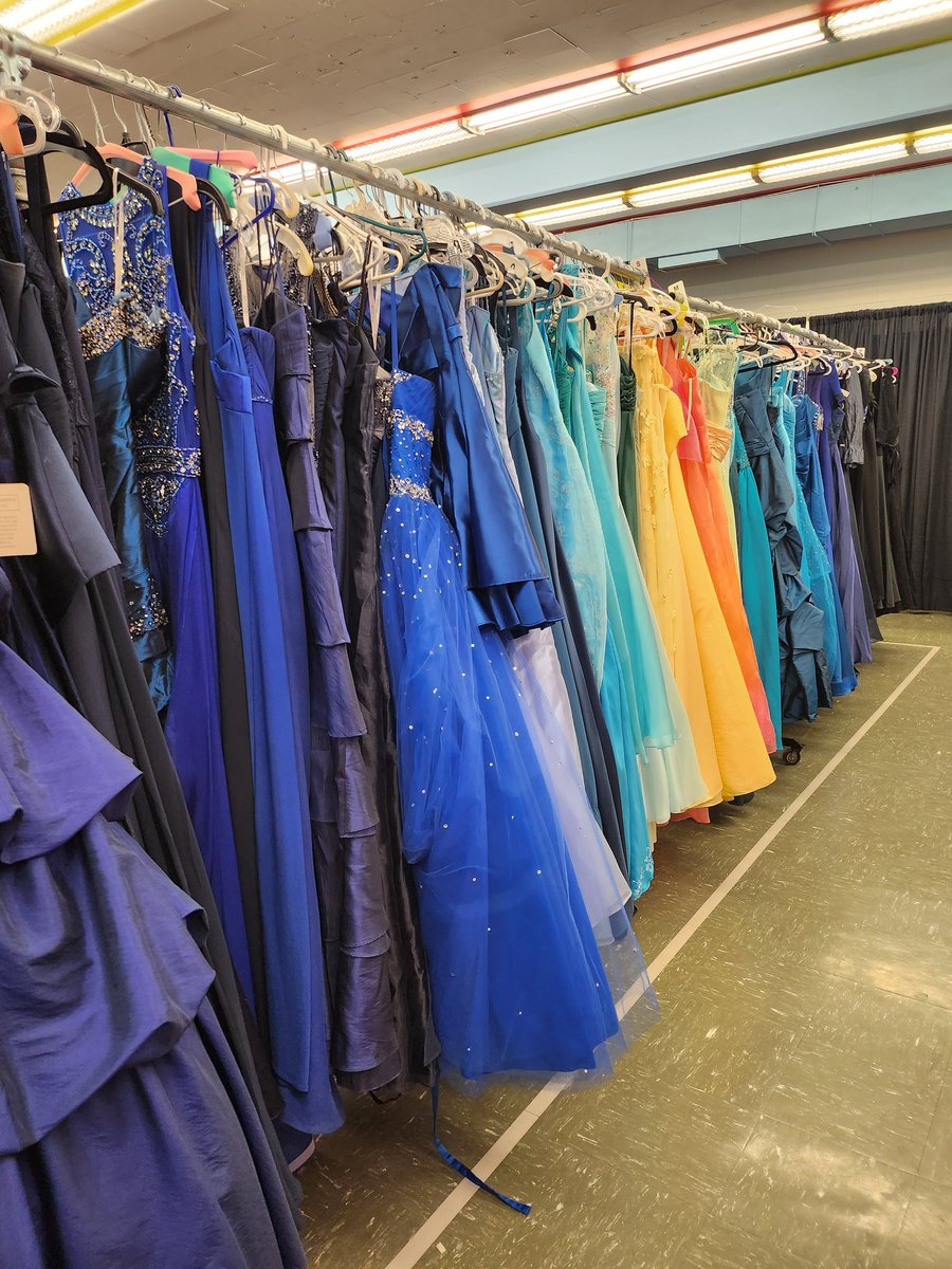 LAST DAY TODAY! It's not too late to take home a beautiful, free, prom gown.  We have a few appointments left, and we're open until 7 PM. Book your appointment now at fairygodmotherottawa.com.