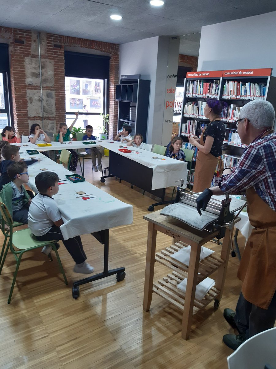 Biblioteca Pardillo tweet media