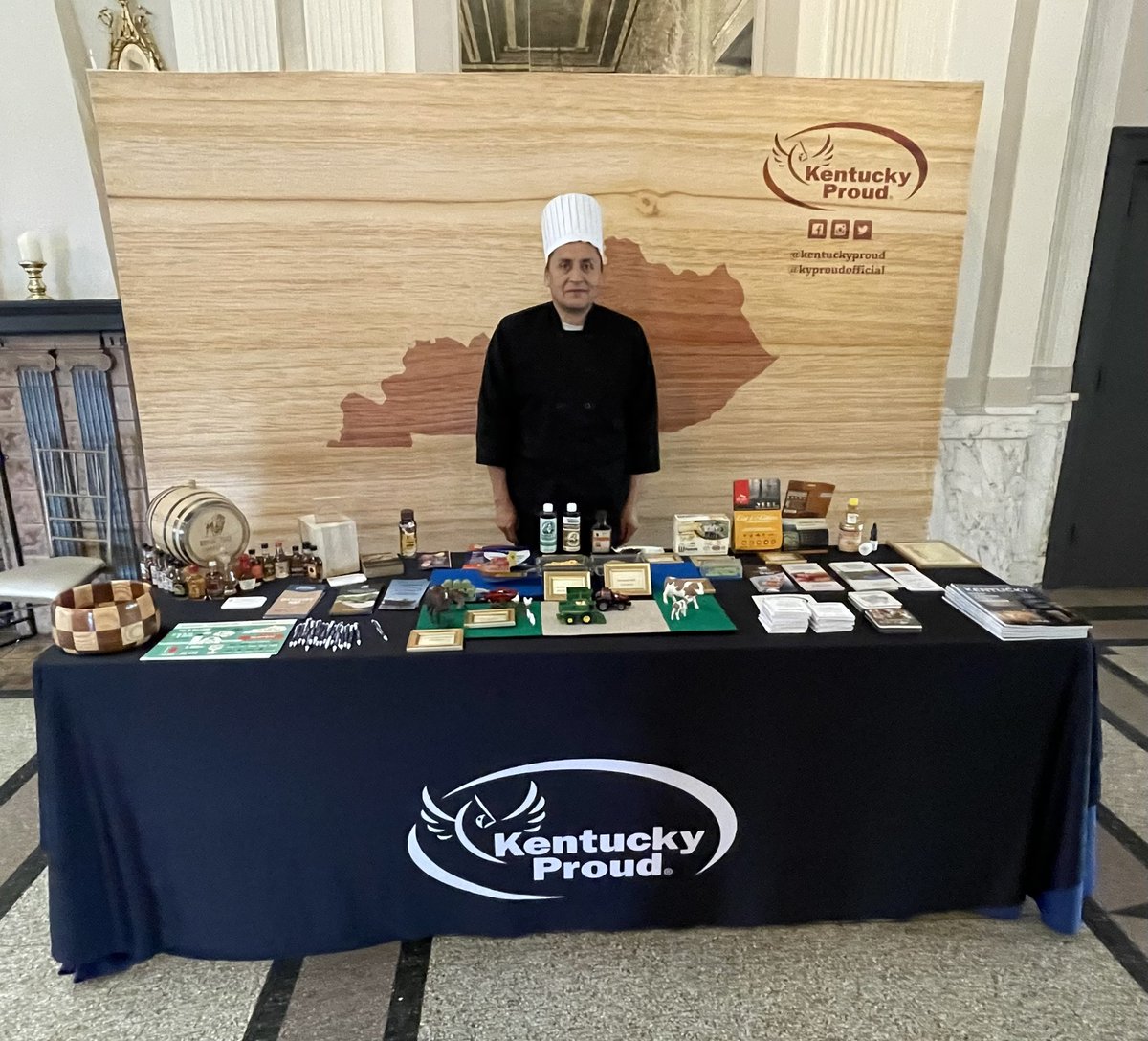 agtim's tweet image. Congratulations to Omar and the World Trade Center Kentucky for a tremendous program and a great opportunity to showcase #KYProud, #KYAG365. The breakfast at the Olmsted was outstanding.