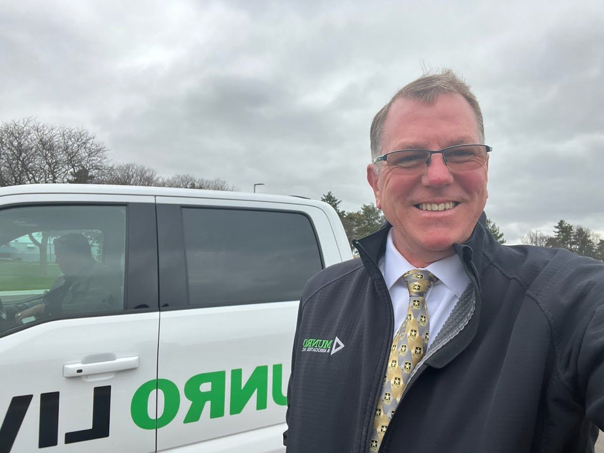 live_munro's tweet photo. The word of the day is: SUBSCRIBE

The Munro Defense team is still on the go in SE Michigan - if you happen to spot our @Ford F150 Lightning and one of our @MunroAssociates team members, tell them the word of the day to get some #MunroLive swag!! #GVSC https://t.co/cy9tSRZHcg