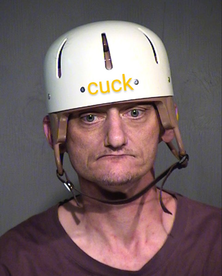 BrJoeBalkis's tweet image. #sob &amp;amp; his crew of #ClassTraitor #scabs putting on their helmets &amp;amp; buckling their chin straps.