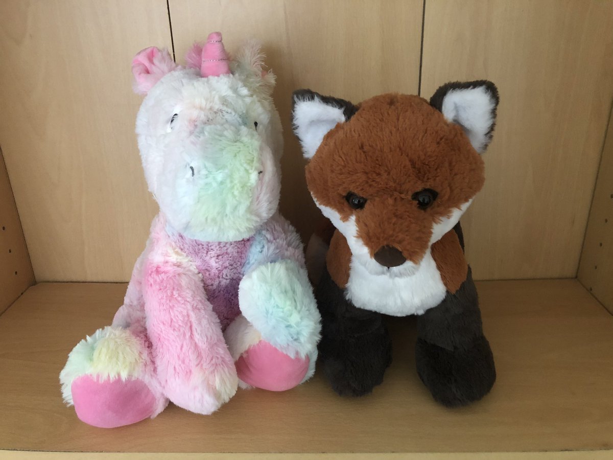 ThreeAcresBnB's tweet photo. An infant and small child are guests today in the cottage with their family , foxy and unicorn are ready to welcome them 🤩 #BnB #Gatwick #ParkandFly #Surrey #ChildFriendly https://t.co/Fxt2MwukHg