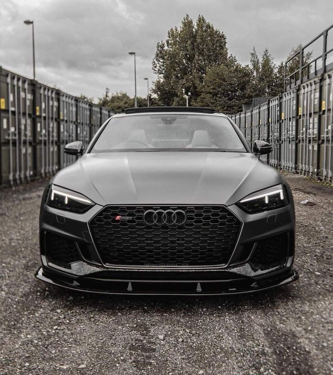 WorldWideCarsTM's tweet photo. Audi RS5 in stealth mode 🥶 https://t.co/q6upgDh1ON