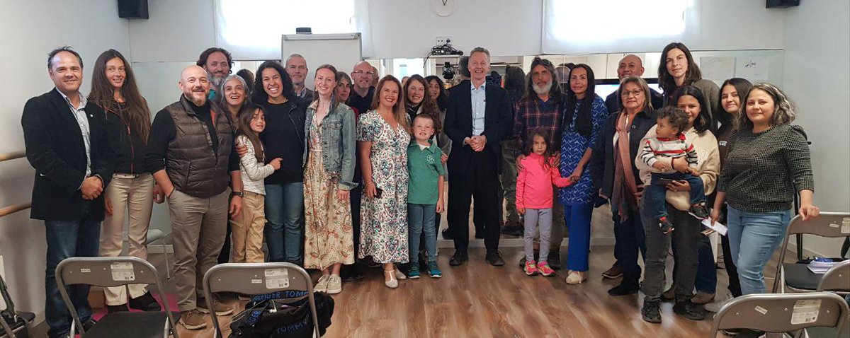 GreenfieldsInd's tweet photo. On Easter weekend our Executive Head, Mr Smith was invited to hold a presentation at the ACE School in Madrid, Spain.
The attendees were amazed at the Study Technology we use and the beauty of our surroundings.
#efl #esl #madrid #studytechniques #school #english #boadingschool https://t.co/QgxWjGkOHS