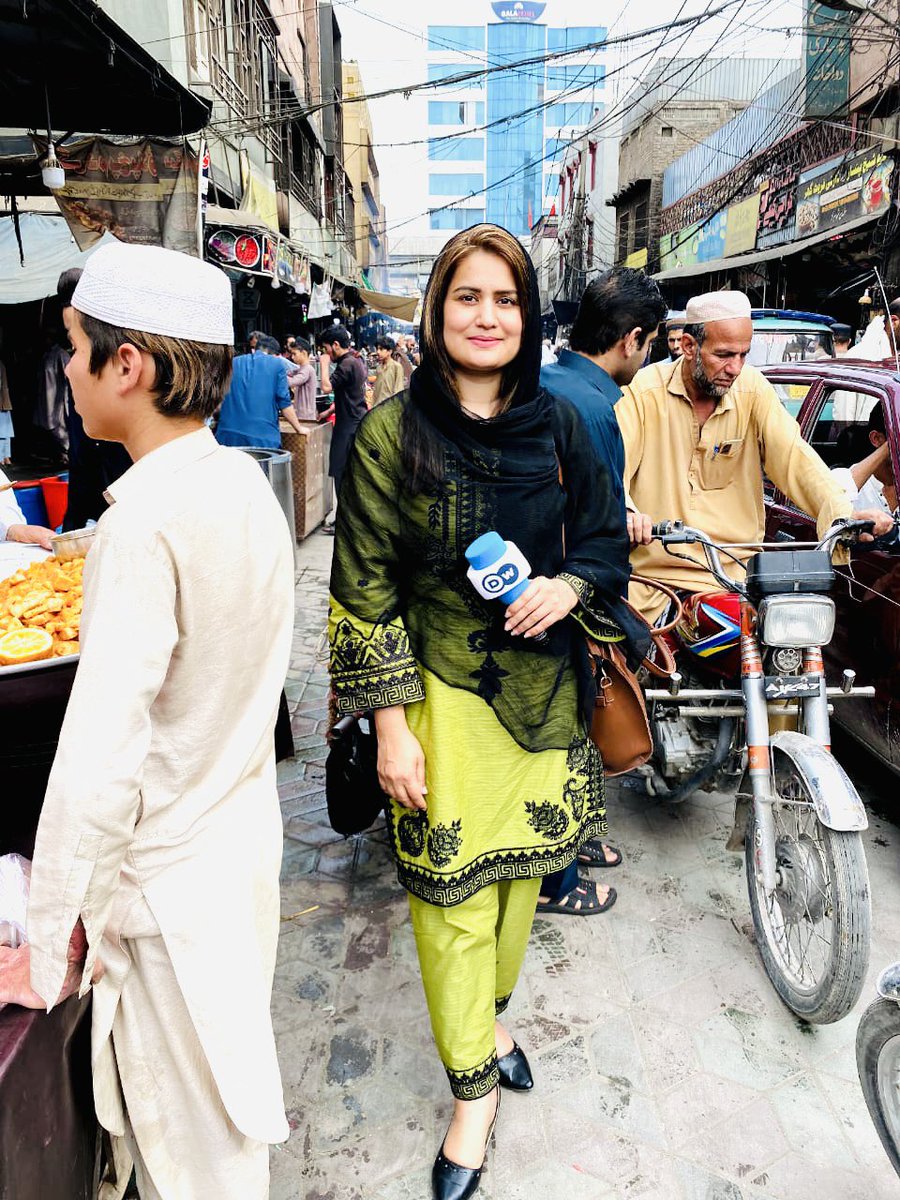 Fatimanazish1's tweet image. Another one coming soon on @dw_urdu 
#peshawar #culture #wallcity #Ghantaghar #Pakistan #food #reporting #reels