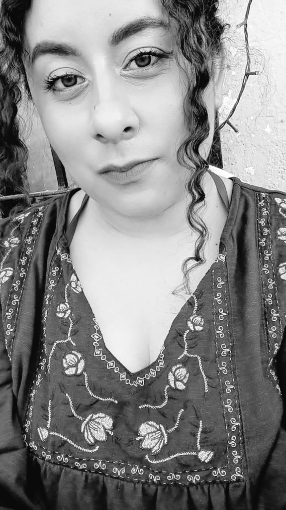 10Marbe's tweet photo. Que aburrida estoy 😴 https://t.co/vqGQHdoZOq