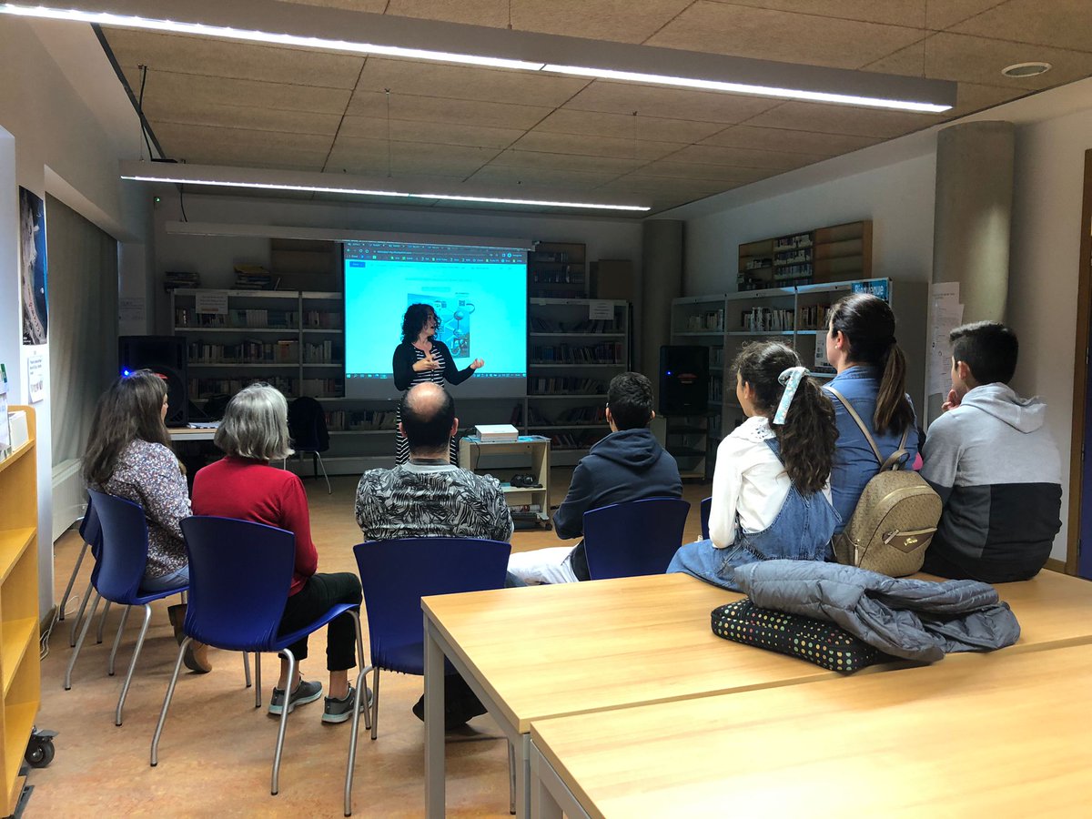 EOI_AVILA's tweet photo. ¡Evento "Jeu de septs villes francophones" todo un éxito! 🥳 Merci d'être venus et à la prochaine! https://t.co/54JoNK9mZC