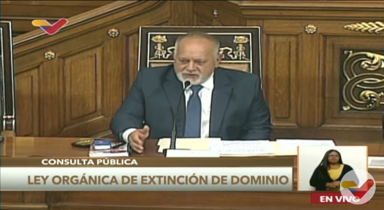 PartidoPSUV's tweet image. &quot;Quien incurra en delitos de narcotráfico, de corrupción, debe saber que se enfrenta a la Ley, sus cómplices, sus testaferros deben saber que se van a enfrentar a la Ley. Deben saber aquellos que tienen bienes &quot;guárdame esto aquí&quot; que se van a enfrentar a la Ley&quot;, @dcabellor.