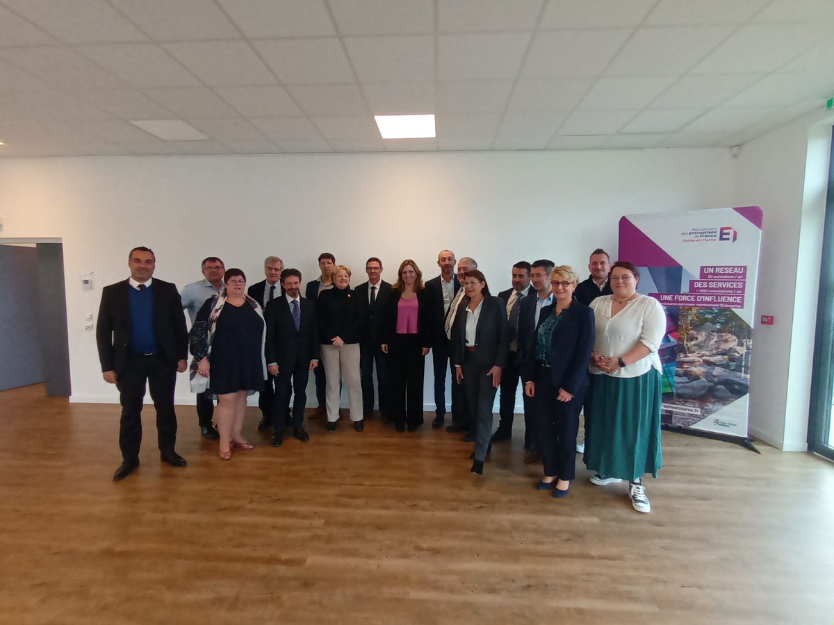 CelineR's tweet photo. Échanges passionnants avec @YaelBRAUNPIVET au @MEDEF77 en présence de @AudeLuquet77 et @MichelePeyron 
@comex40medef @rhs_portage https://t.co/euUPldsjwW