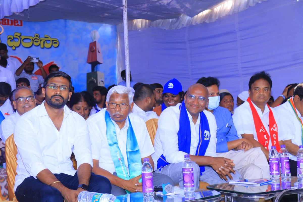 VenkatBalmoor's tweet photo. అఖిలపక్ష పార్టీలు హైదరాబాద్ లోని ధర్నా చౌక్లో #TSPSCPaperLeaks సమస్యపై నిర్వహించిన "నిరుద్యోగుల గోస - అఖిలపక్షం భరోసా" కార్యక్రమంలో పాల్గొనడం జరిగింది. https://t.co/SQb2S5cT1Q