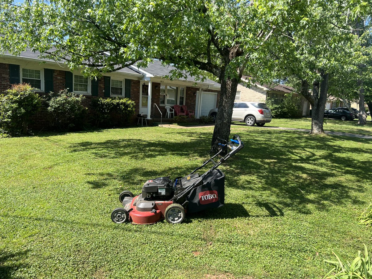 This morning I had the pleasure of mowing Ms. Gus’s lawn . She was inside resting . Making a difference one lawn at a time .