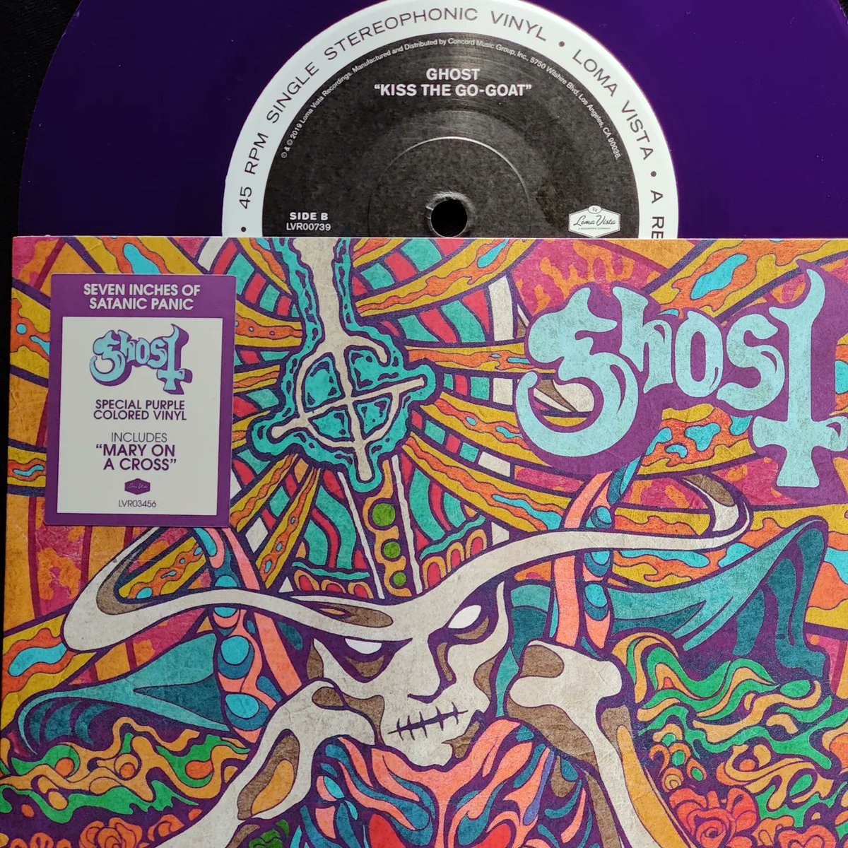 ReneHlscher's tweet photo. #Ghost Seven Inches Of Satanic Panic Purple Vinyl. #maryonacross #metal #Papaemeritus https://t.co/3JYqqNp4sw