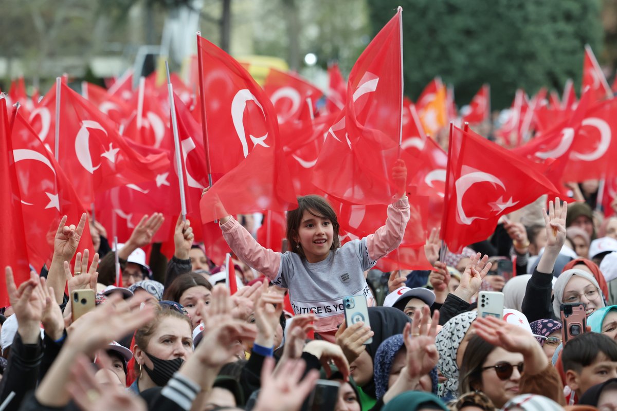 RTErdogan's tweet photo. Bu kadim toprakları vatan yaptığımızdan beri, bin yıldır milletimizin göz bebeği olan Eskişehir…

Teşekkürler Eskişehir 🇹🇷 https://t.co/dSyi8ntnKs