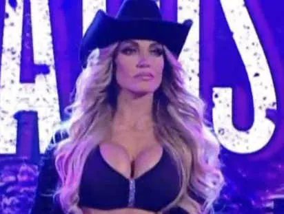 Trish Stratus Is Still The Reigning, Defending, And Undisputed GOAT https://t.co/CAVihWaZoW https://t.co/4D6GVImi8e