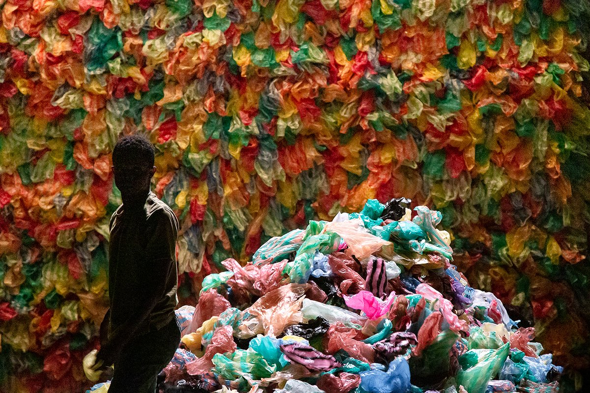 ~ DANSE ~

👉 Mer Plastique - Tidiani N'Diaye
📆 Les 20 &amp; 21 avril

Dans le cadre de #NewSettings, un programme de la Fondation d'entreprise Hermès
#Hermès #Fondation Hermès #cirque

© Dorothée Thébert