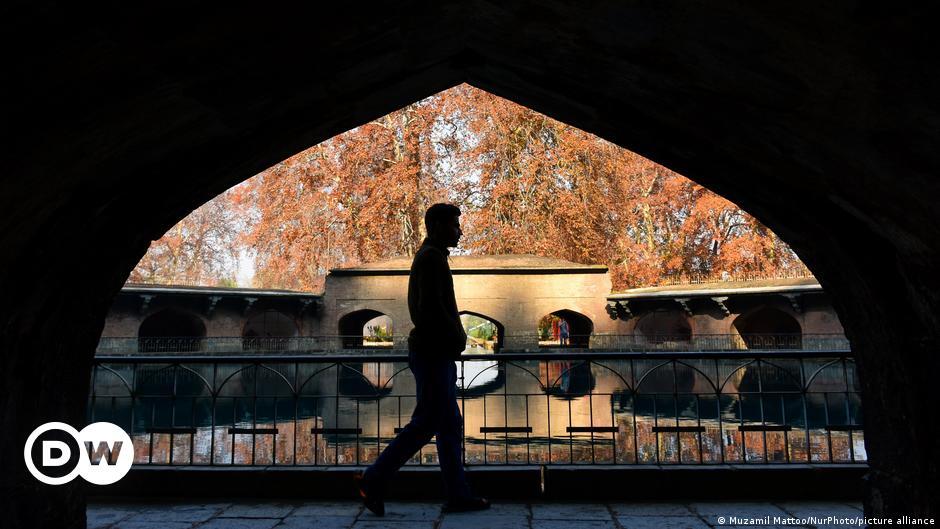 Being alone zaps energy from humans, Dave Warner says ift.tt/hZED781